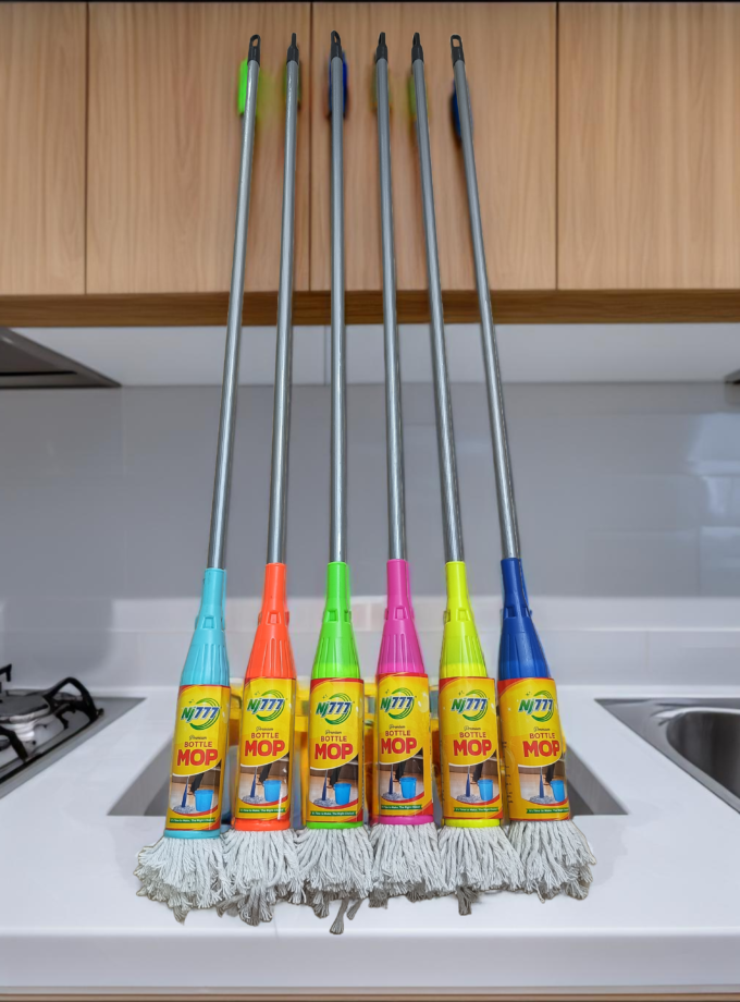 SSM Bottle Mop ( PVC Metal Stick )