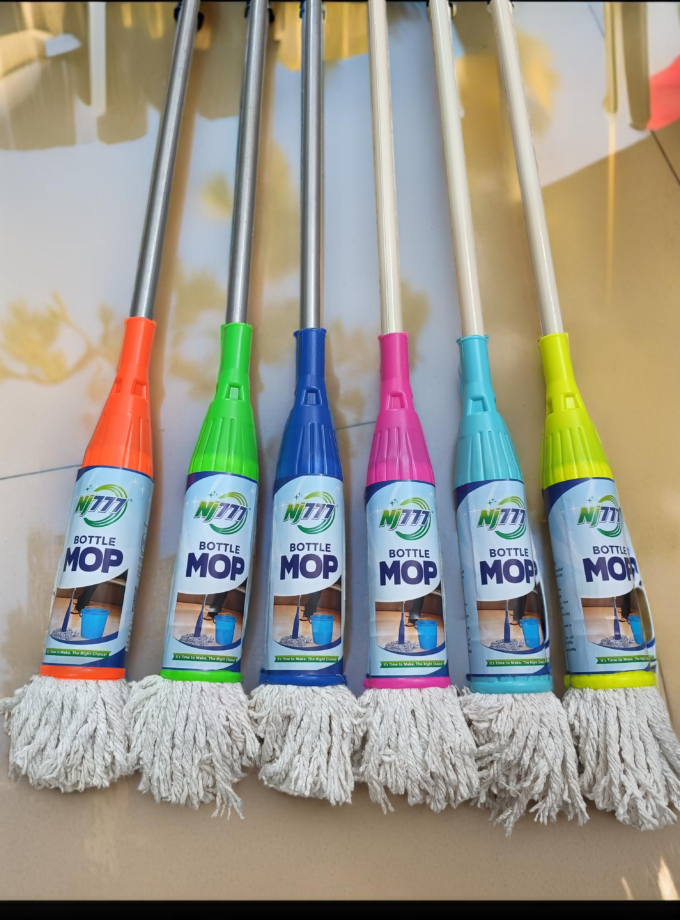 Bottle Mop ( Metal Stick )
