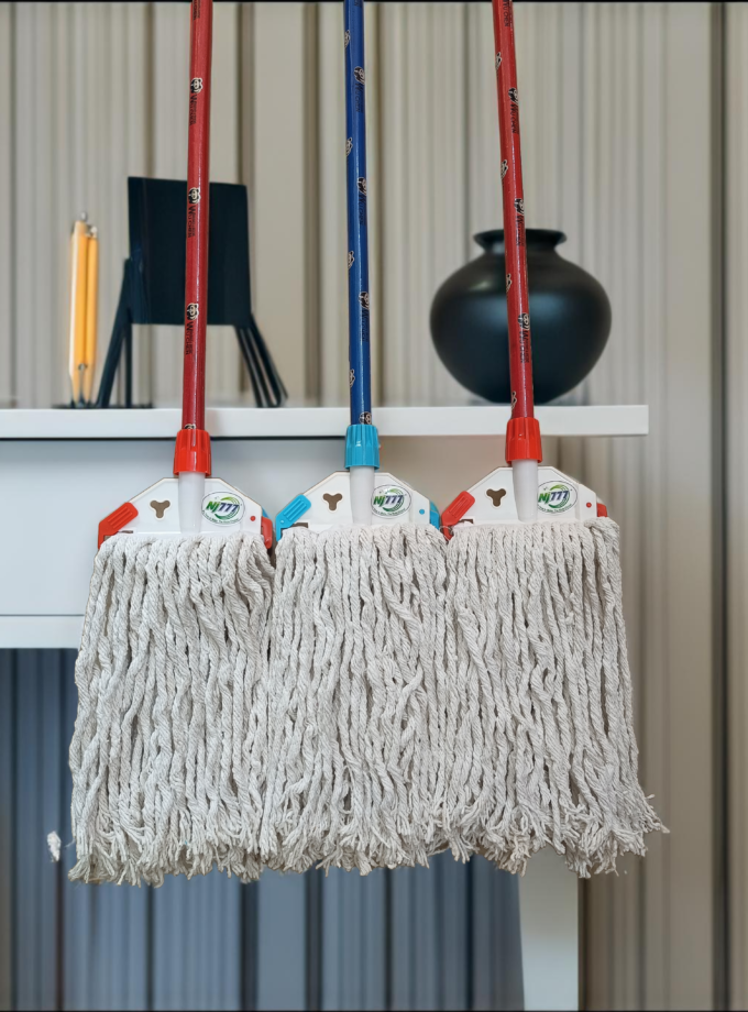 Clip Mop ( Wooden Stick )