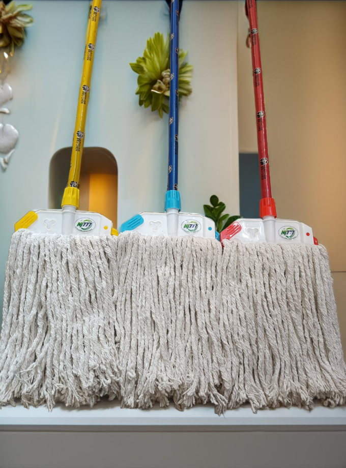 Clip Mop ( Wooden Stick )