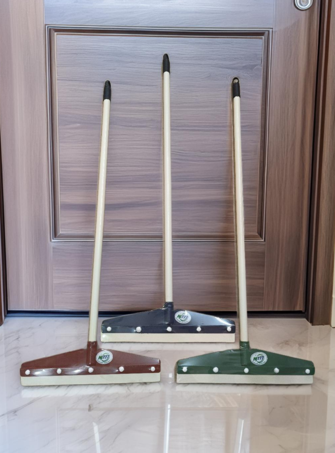 Semi Volvo Wiper ( PVC Metal Stick )