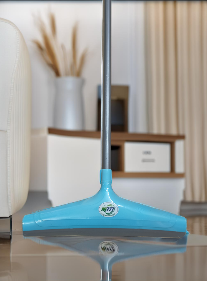 Silicon Wiper ( PVC metal Stick )