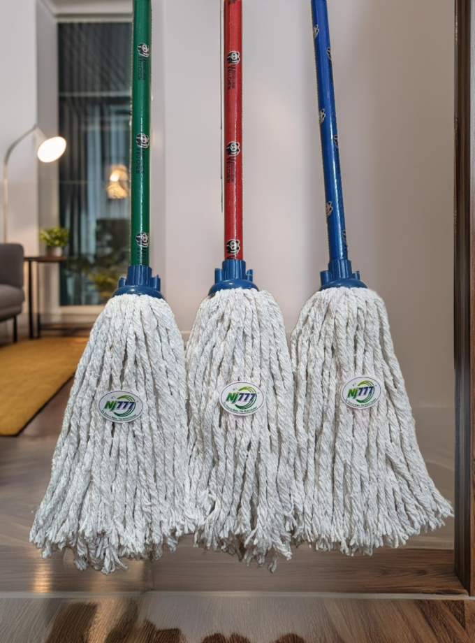 SSM Kotak Mop ( Wooden Stick )