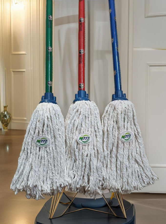 SSM Kotak Mop ( Wooden Stick )