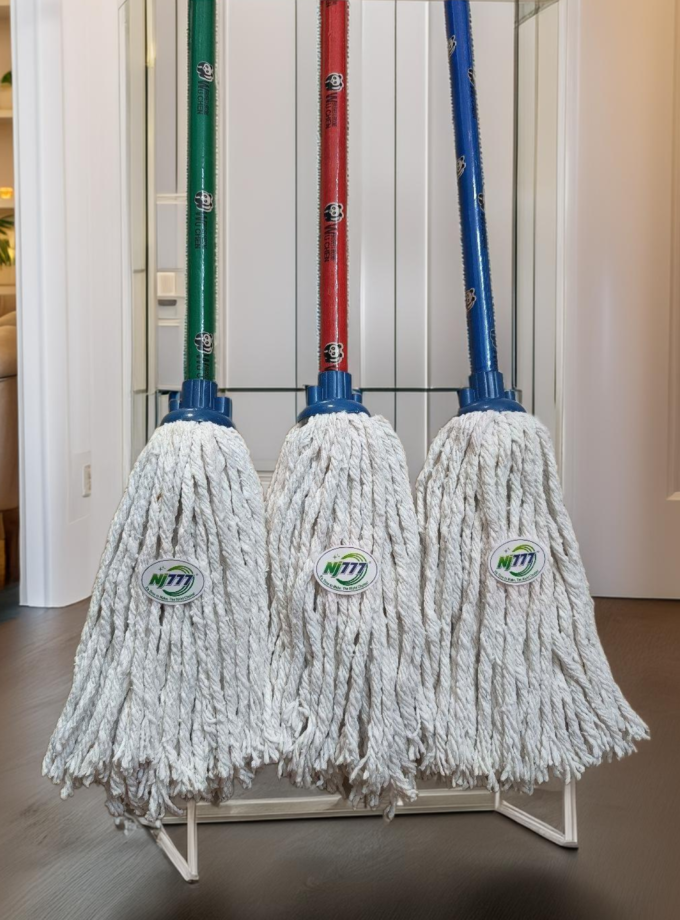 SSM Kotak Mop ( Wooden Stick )