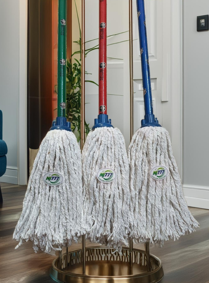 SSM Kotak Mop ( Wooden Stick )