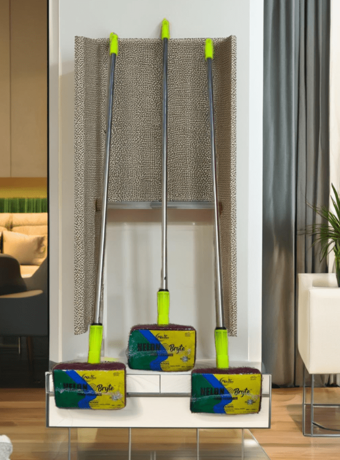 JUNIOR FLEXI TILE SCRUBBER (SS)