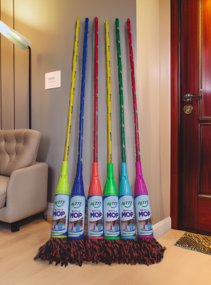 BOTTLE MOP (WOODEN)